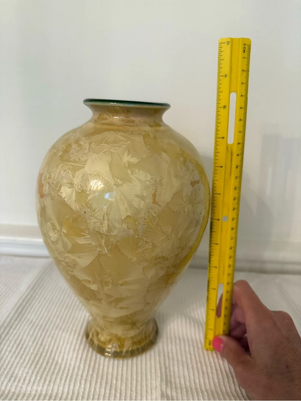 Edgecomb Potters Crystalline Glaze Vase (2004)